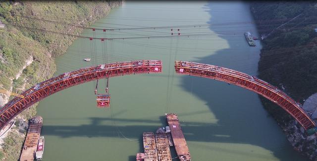 傾斜攝影技術助力世界跨度最大的高鐵拱橋成功合龍